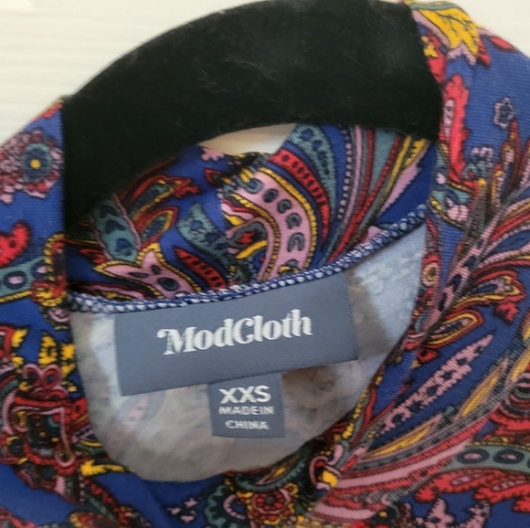 Modcloth Paisley long sleeve turtleneck dress - Picture 5 of 6